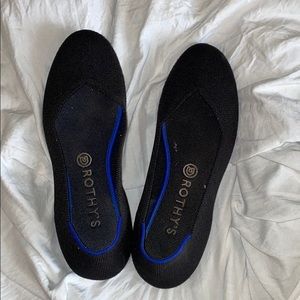 Rothy’s size 9.5 black fats machine washable 🥰🥰